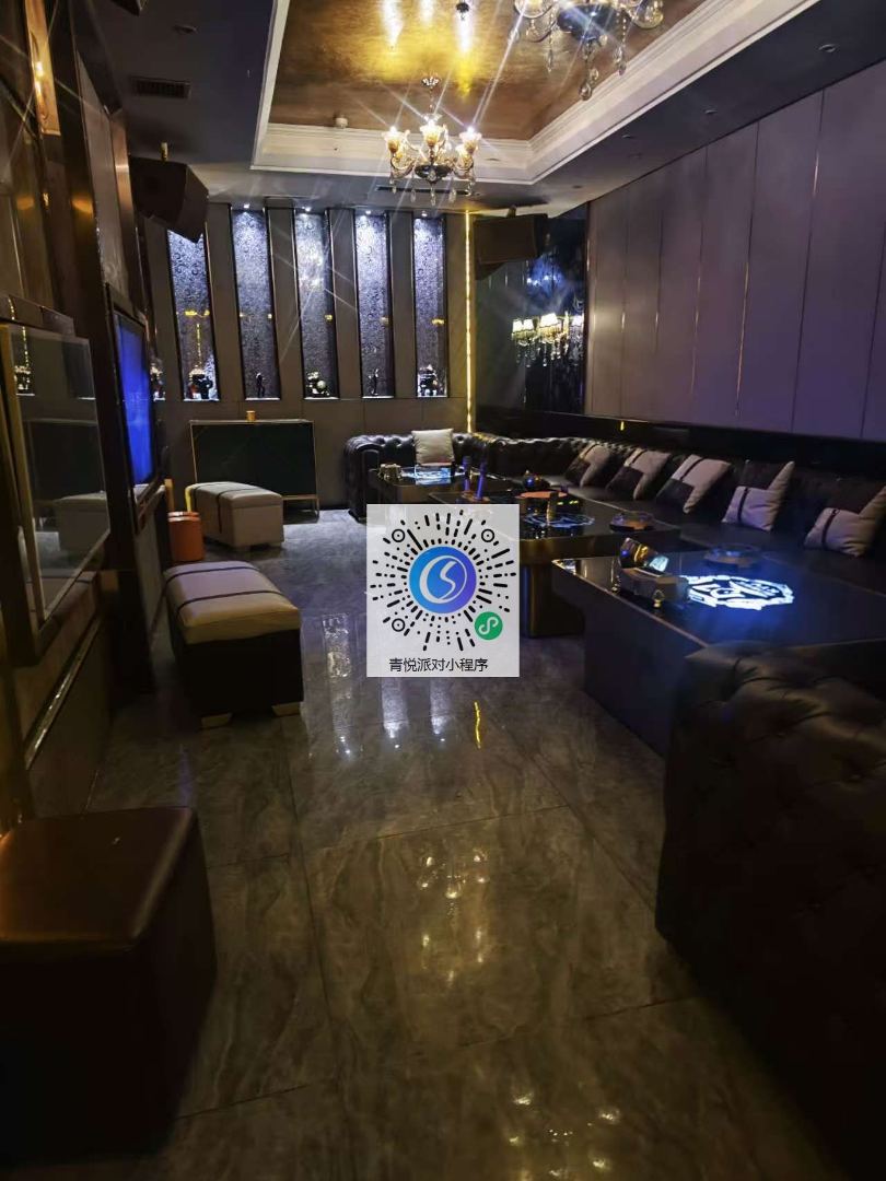 贵阳鲜花名门包房环境图1