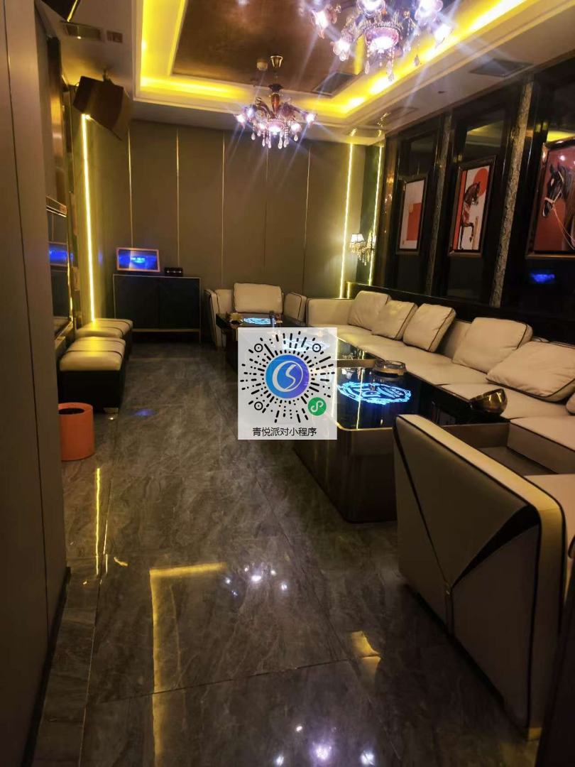 贵阳鲜花名门包房环境图3